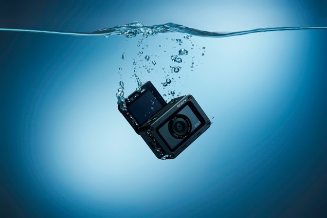 03_Novi Sony ultrakompaktni fotoaparat RX02