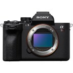 Uskoro dolazi ozbiljna makina           Sony a7R V
